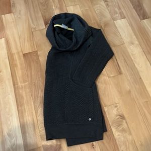 Long cowl hoodie